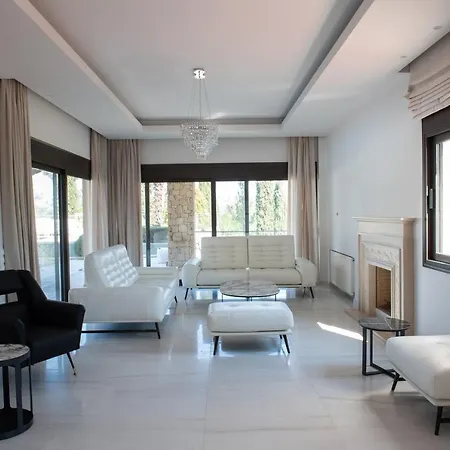 Elite Club Villa Néoi Epivátai